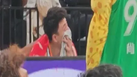 吴艳妮逆风翻盘，用成绩回应质疑，诠释战斗天使的荣耀之路