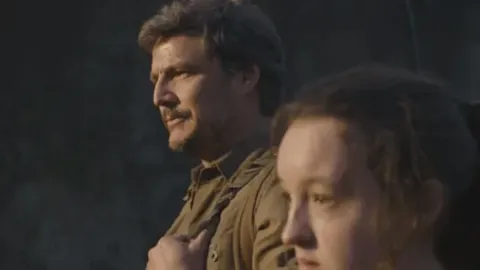 斯维托丽娜击败库德梅托娃，重返澳网八强席位六年后再创辉煌